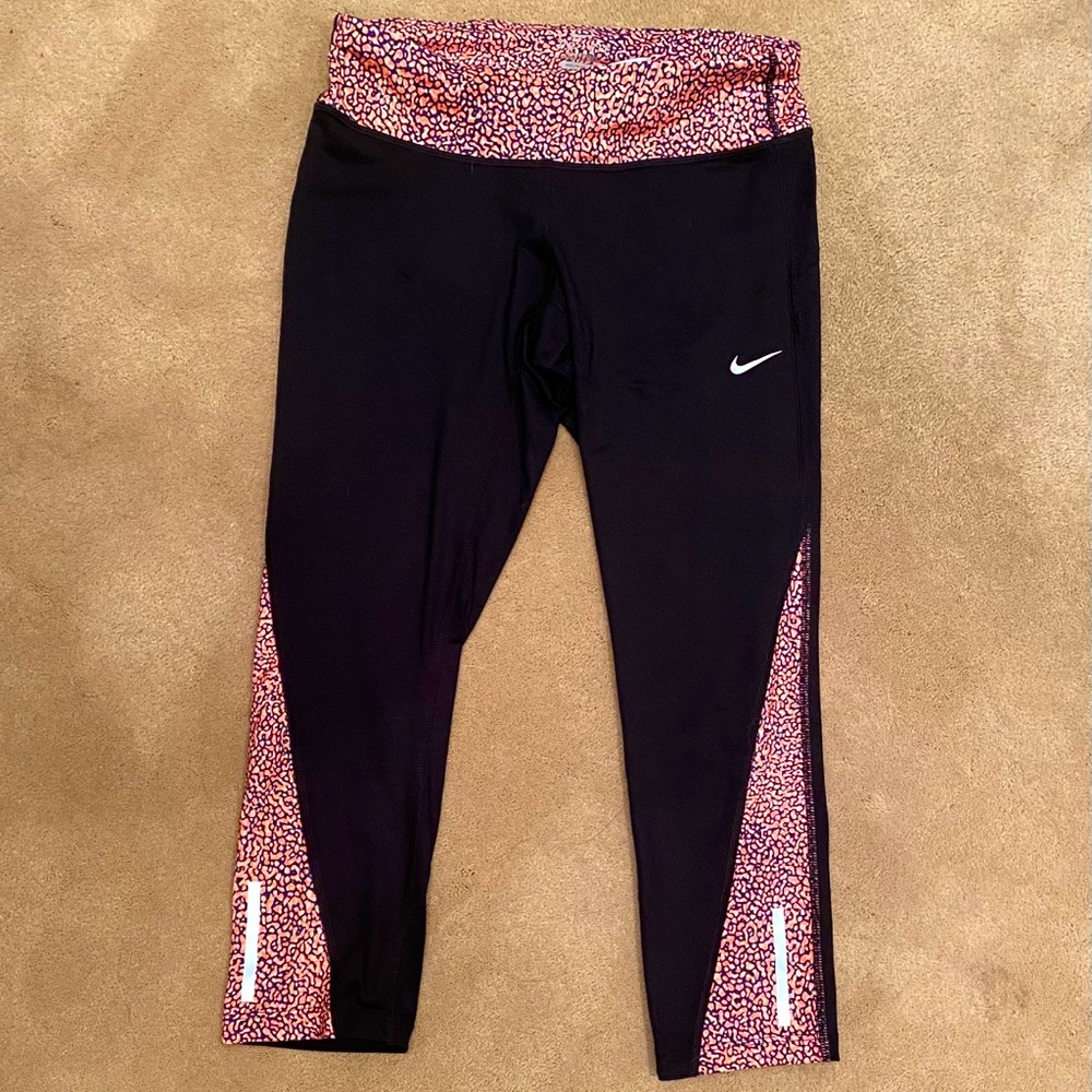 Nike cropped leggings